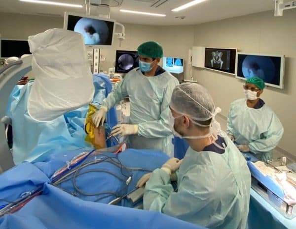 Artroscopia de Quadril | Cirurgias | Dr. Roni Serra